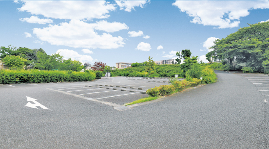 大型駐車場